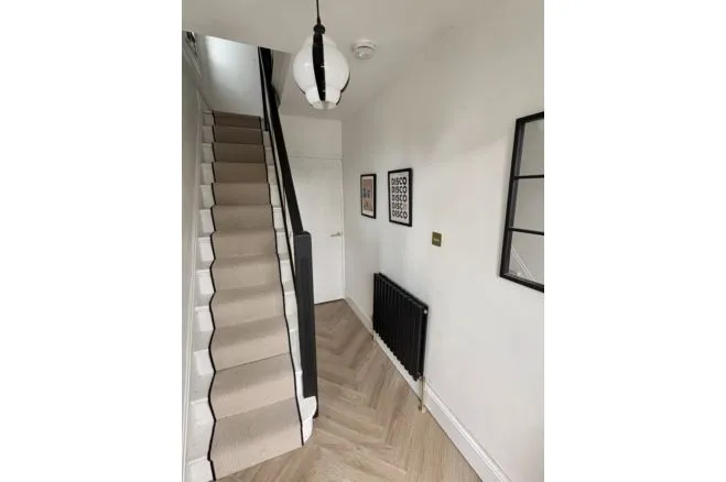 The Crescent, Bredbury, photo 10