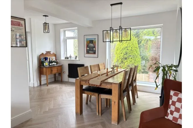 The Crescent, Bredbury, photo 7