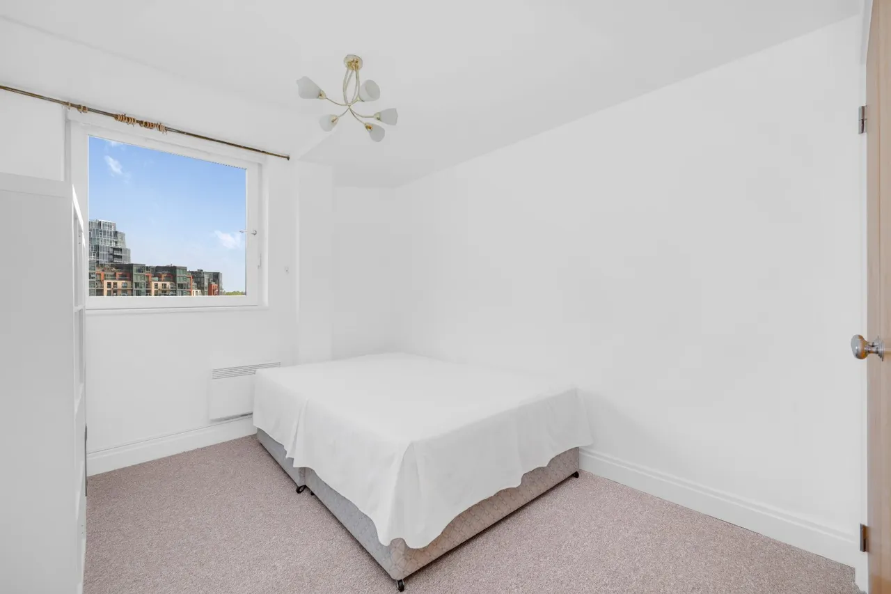 Smugglers Way, London, SW18, photo 8