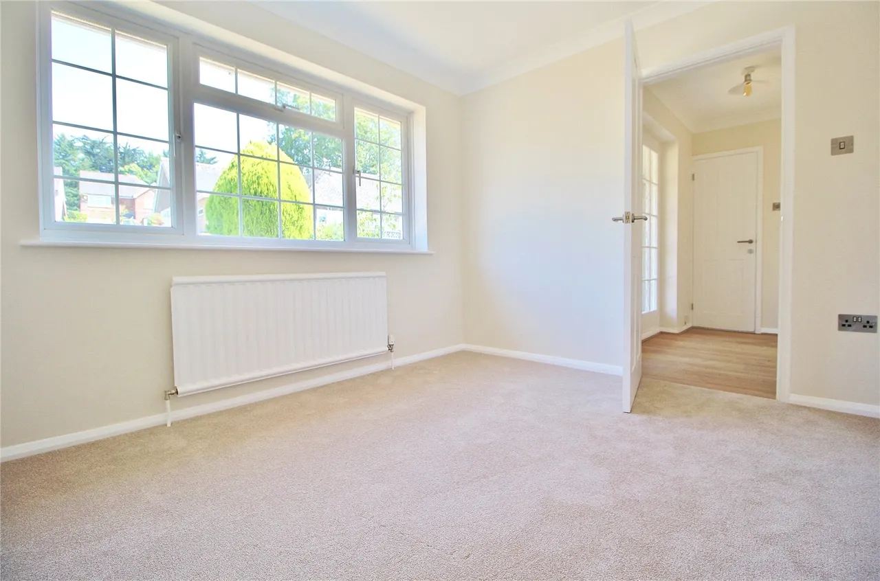 Hurston Close, Findon Valley, BN14, photo 15