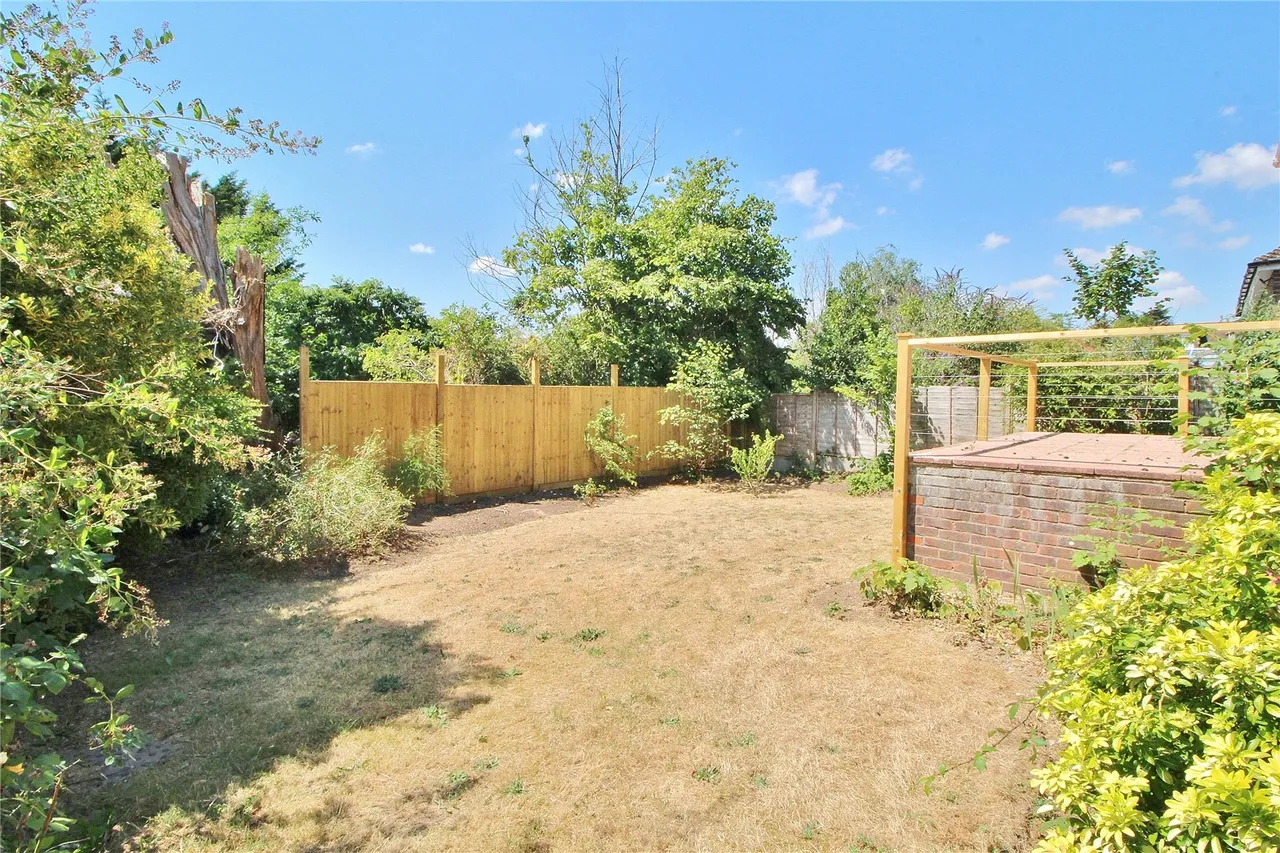 Hurston Close, Findon Valley, BN14, photo 2