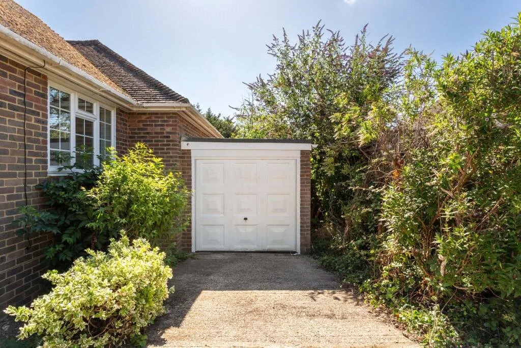Hurston Close, Findon Valley, BN14, photo 8