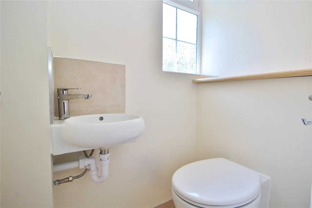 Hurston Close, Findon Valley, BN14, photo 14