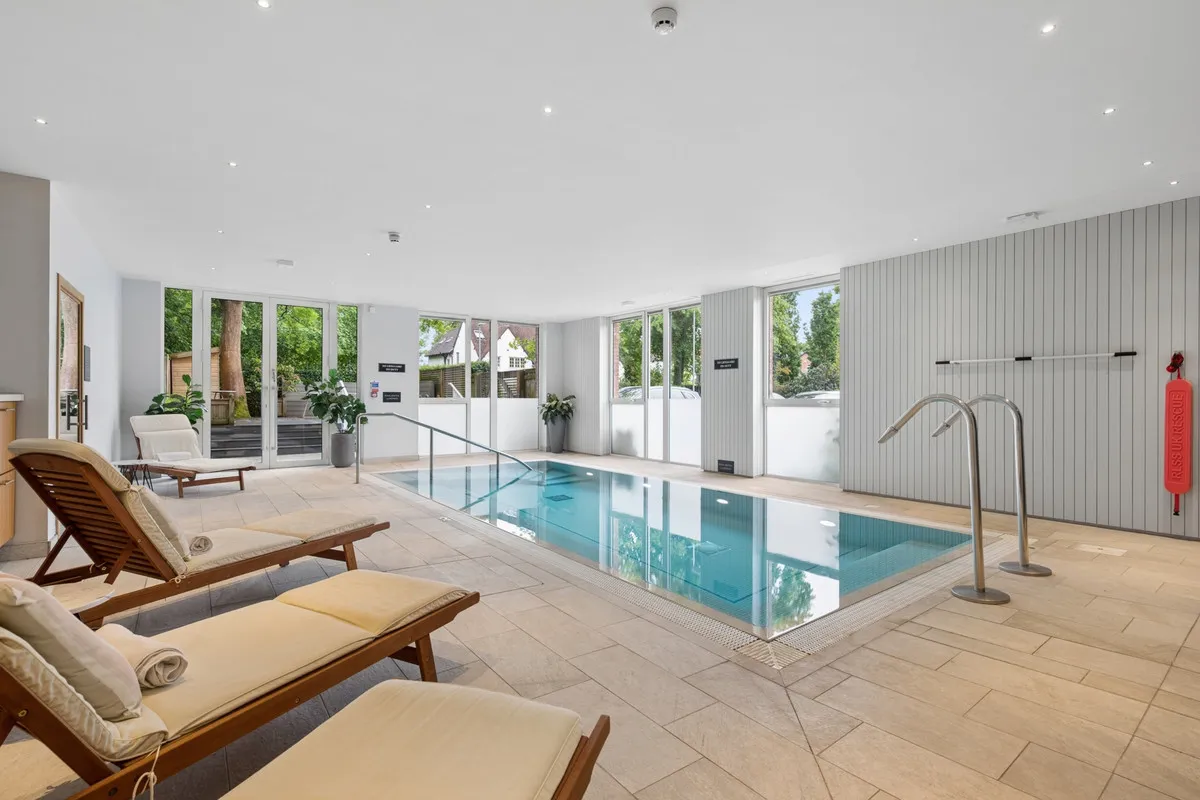 Wilmslow, SK9, photo 13
