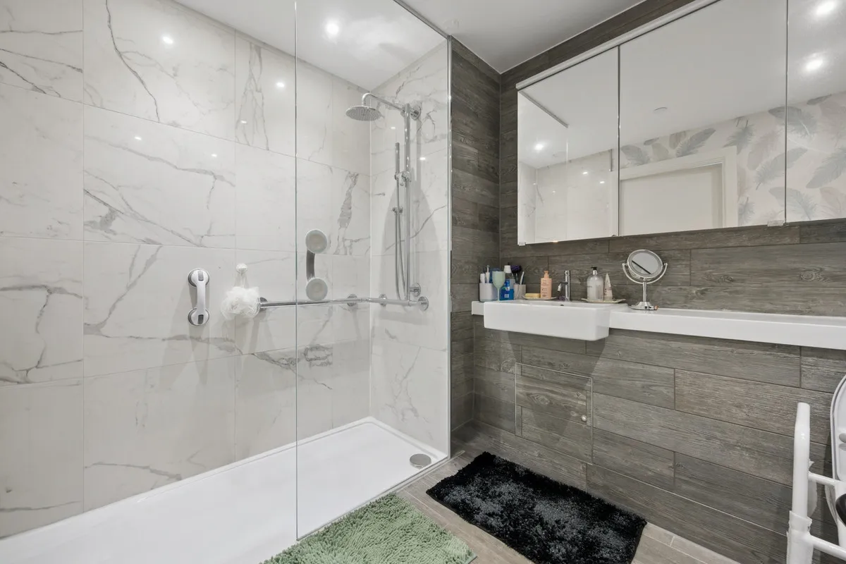 Wilmslow, SK9, photo 10