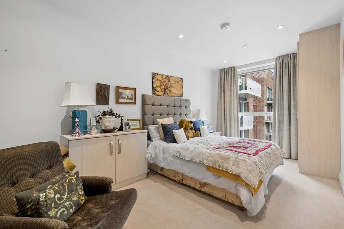 Wilmslow, SK9, photo 7