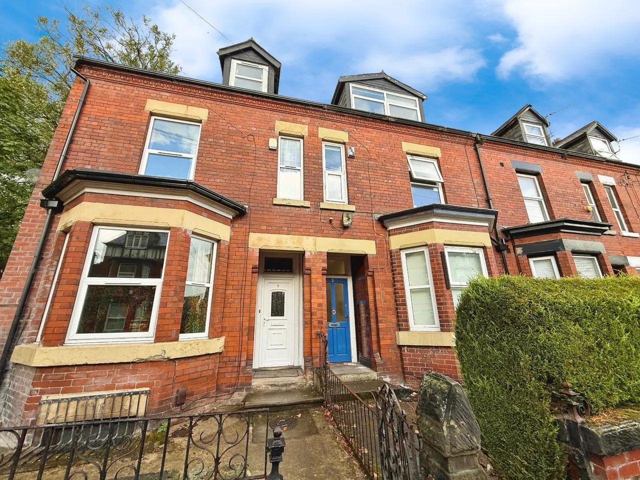 6 bed house to rent, Latchmere Road, Manchester, M14