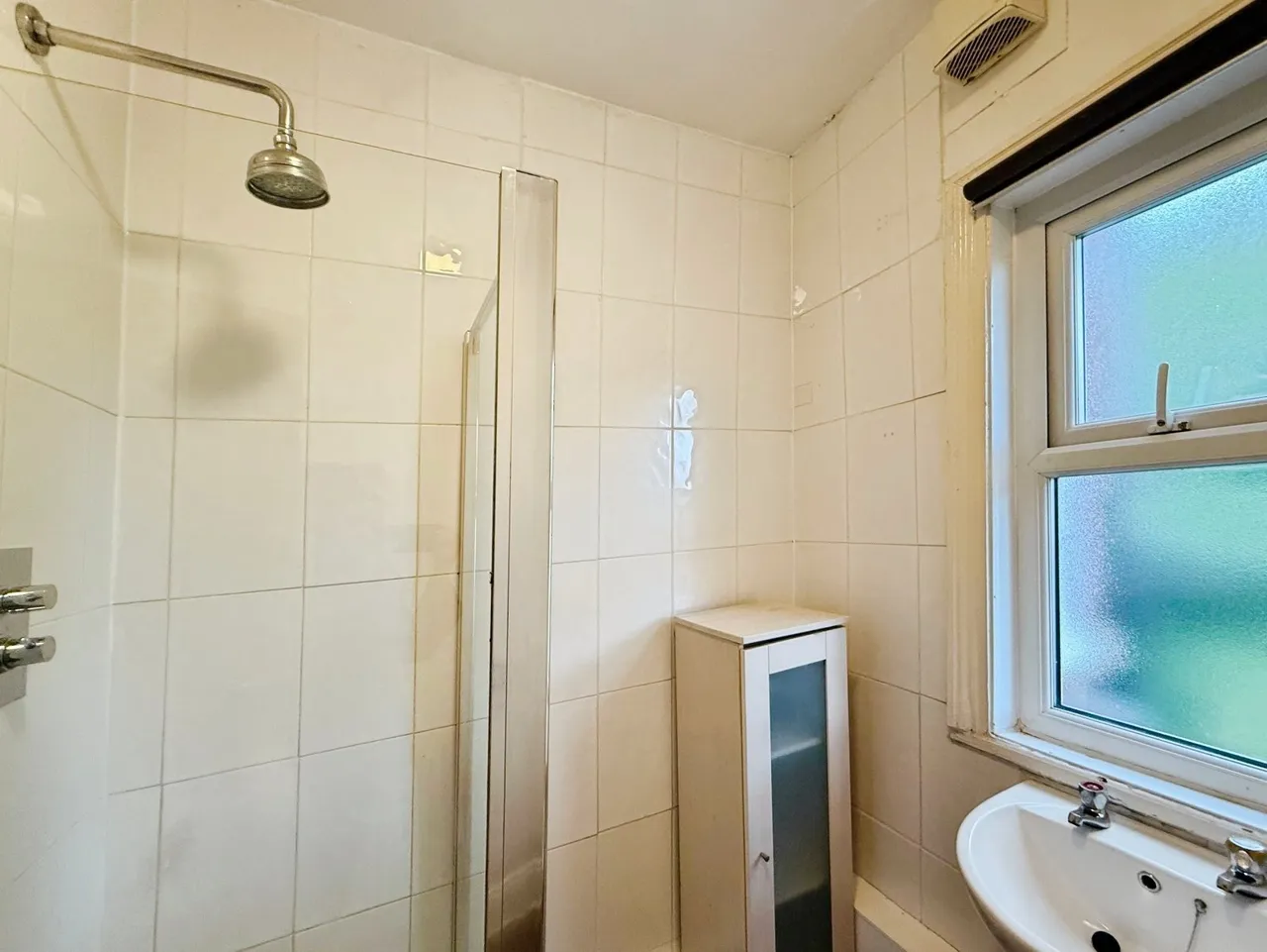 Latchmere Road, Manchester, M14, photo 12