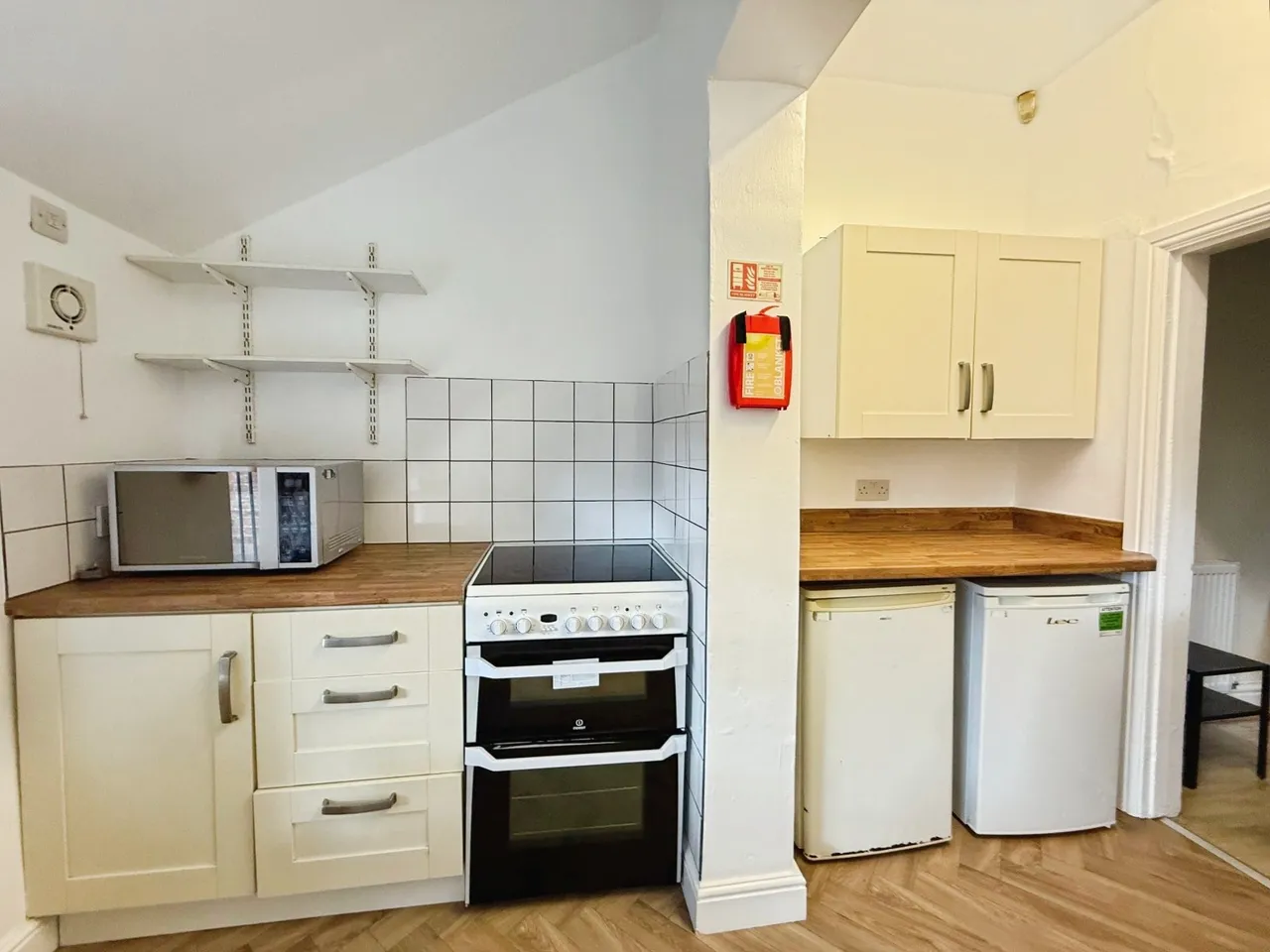 Latchmere Road, Manchester, M14, photo 4