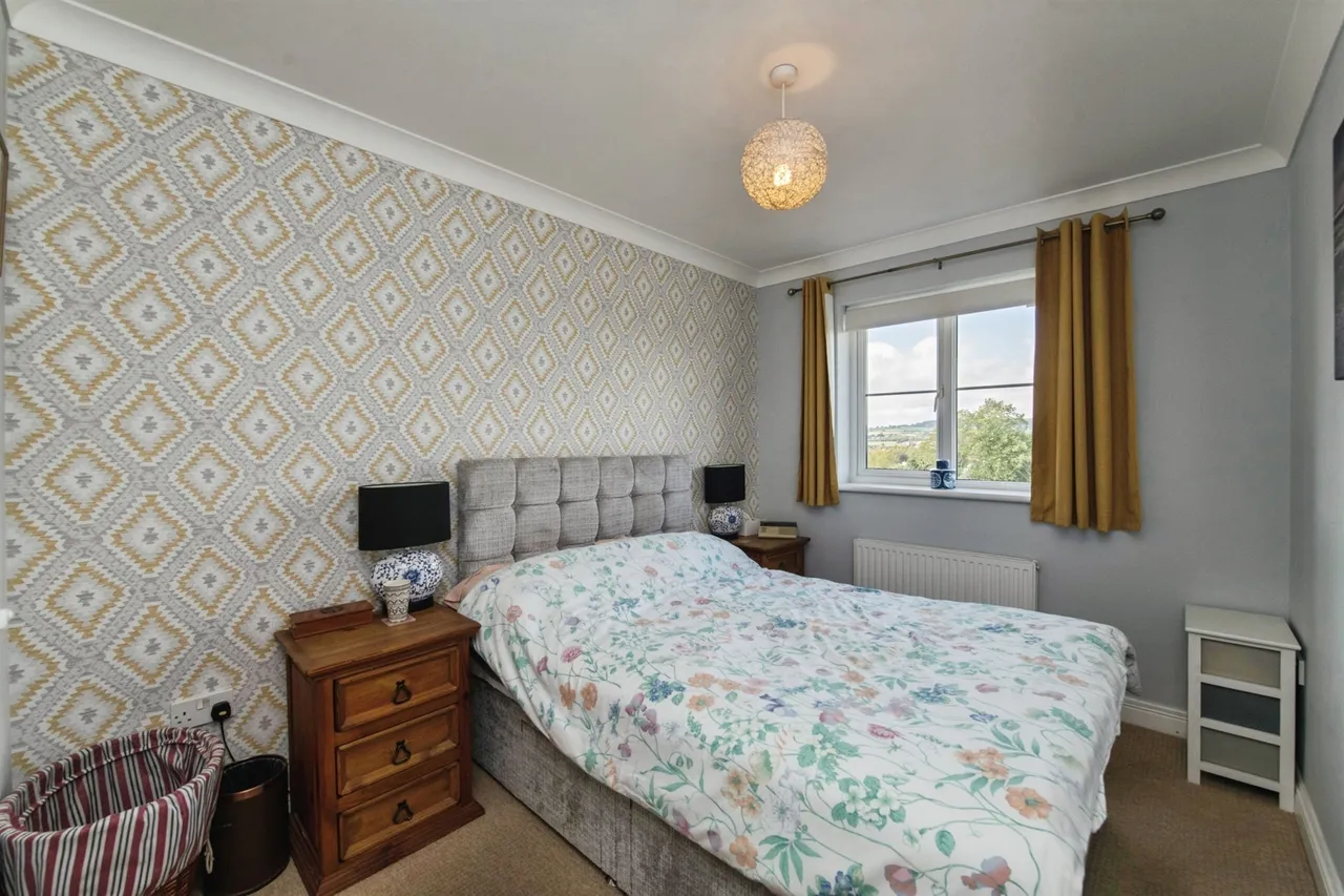 Swain Close, Axminster, EX13, photo 6