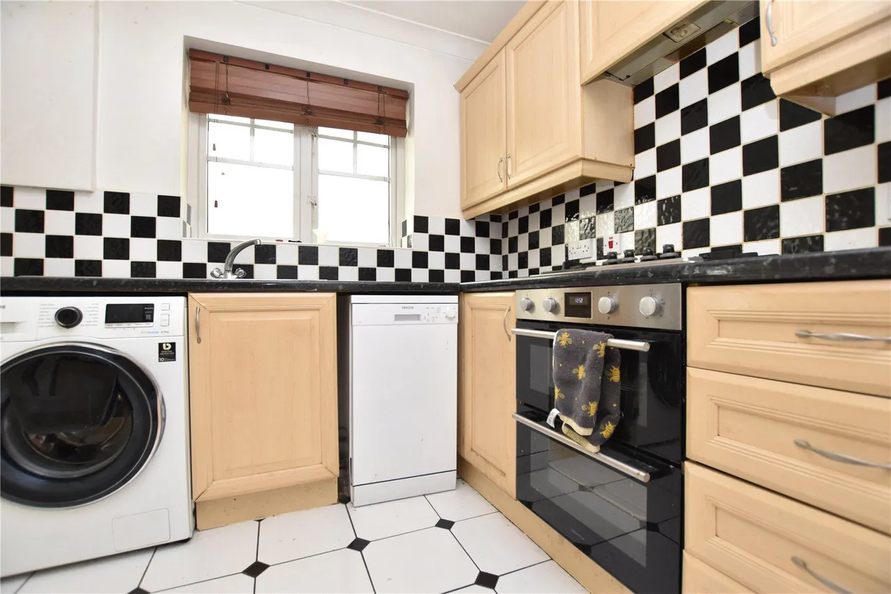 Tavistock Park, Leeds, LS12, photo 19