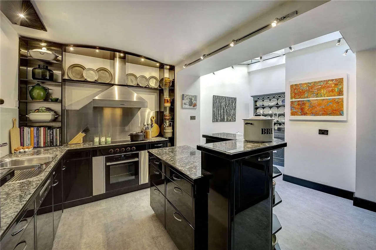 Albion Street, Connaught Village, W2, photo 12
