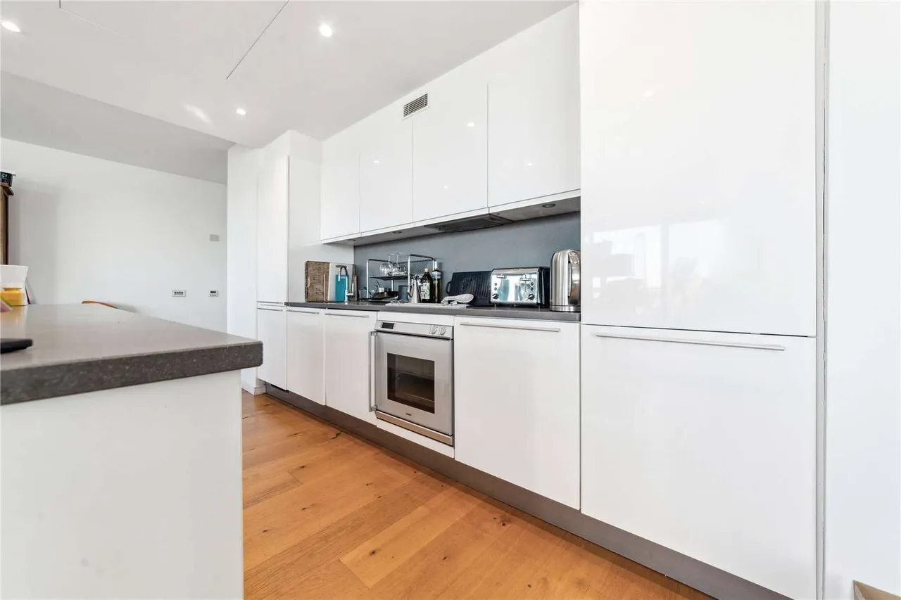 Mandel House, Eastfields Avenue, London, SW18 1JU, photo 4