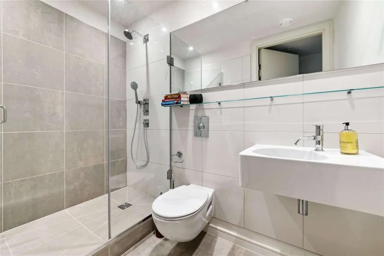 Mandel House, Eastfields Avenue, London, SW18 1JU, photo 7