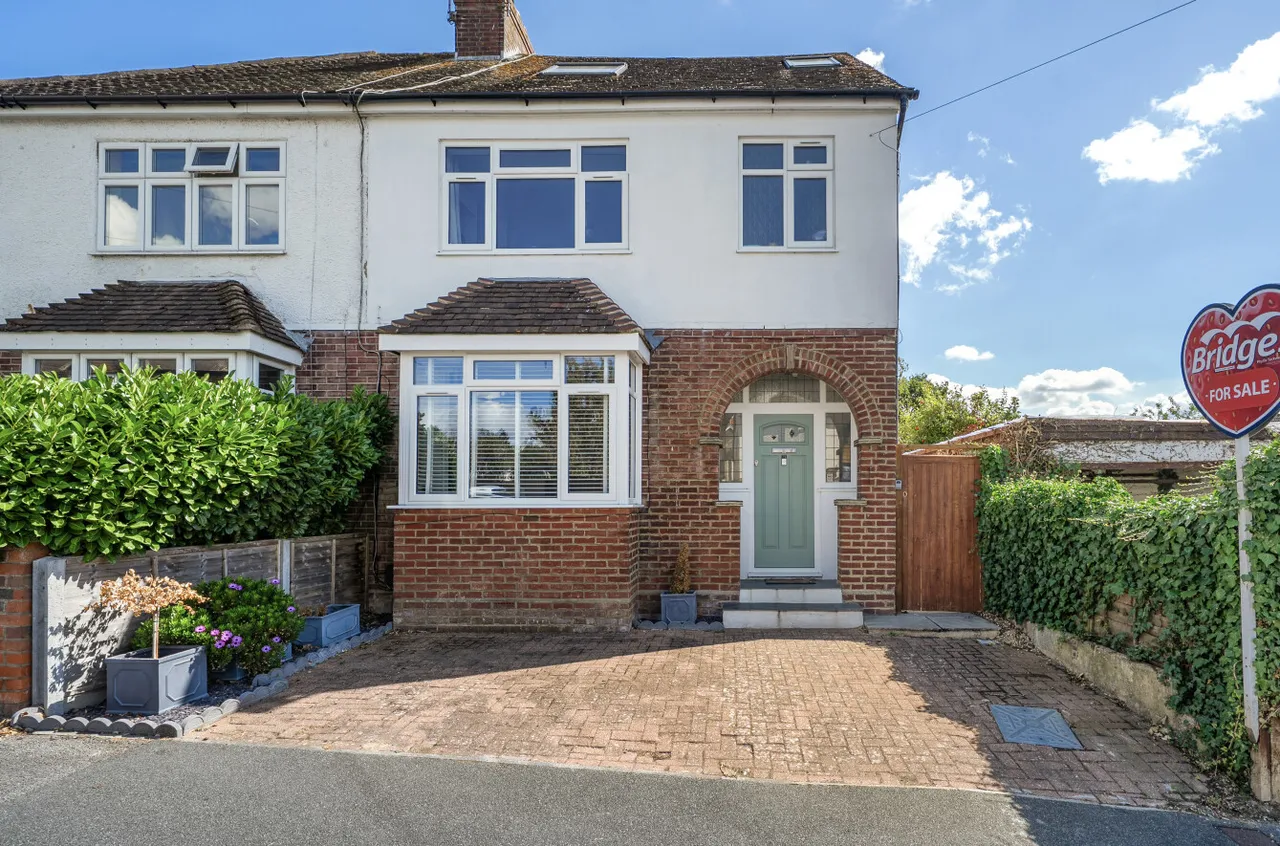 4 bed house for sale — Coronation Road, Aldershot, GU11 3PY