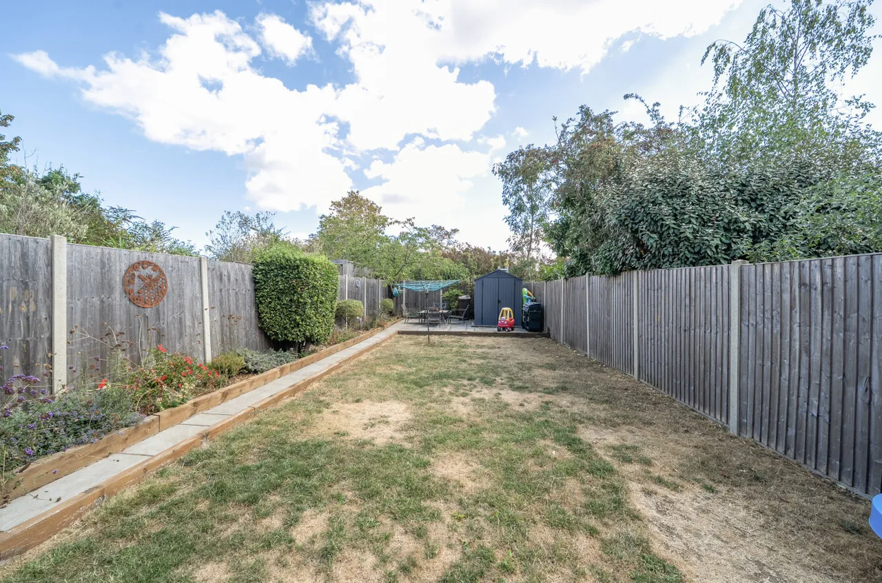 Coronation Road, Aldershot, GU11 3PY, photo 8