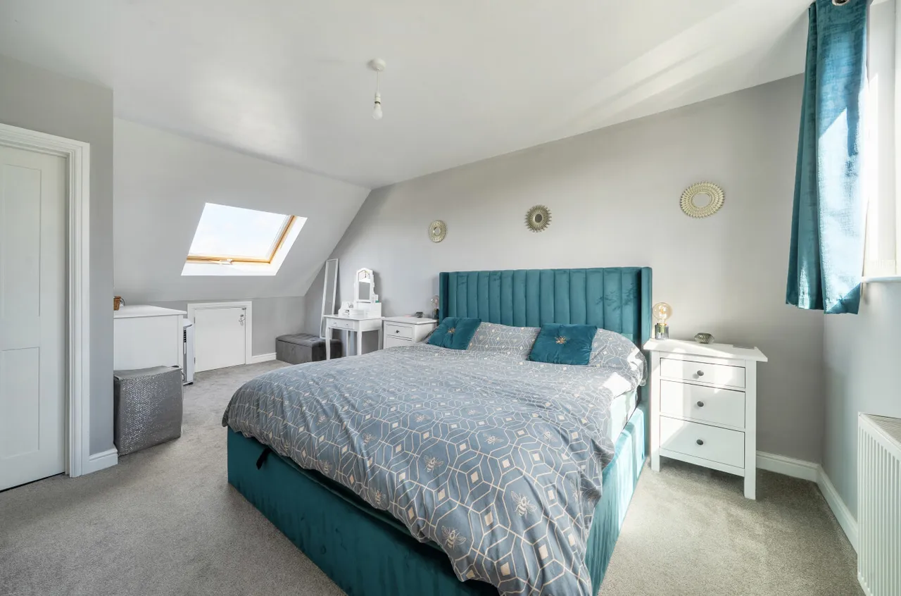 Coronation Road, Aldershot, GU11 3PY, photo 17