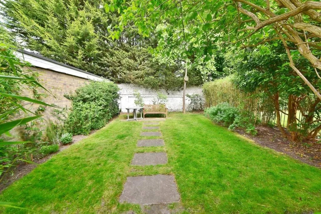Wellesley Road, Twickenham, TW2, photo 10