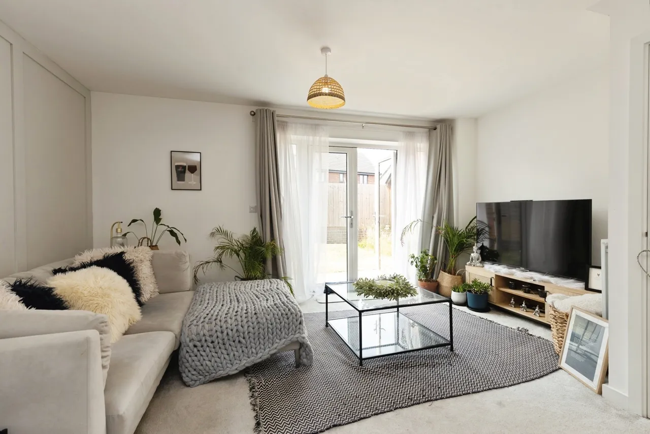Brookes Close, Hardwicke, Gloucester, Gloucestershire, GL2, photo 2