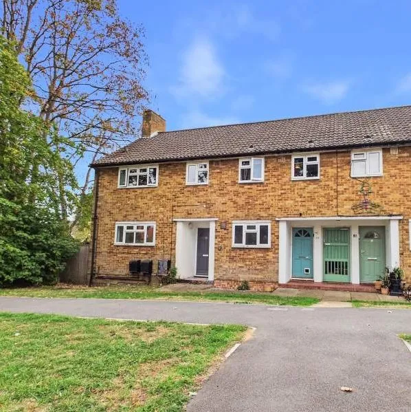Mansfield Road, Chessington, KT9, photo 11