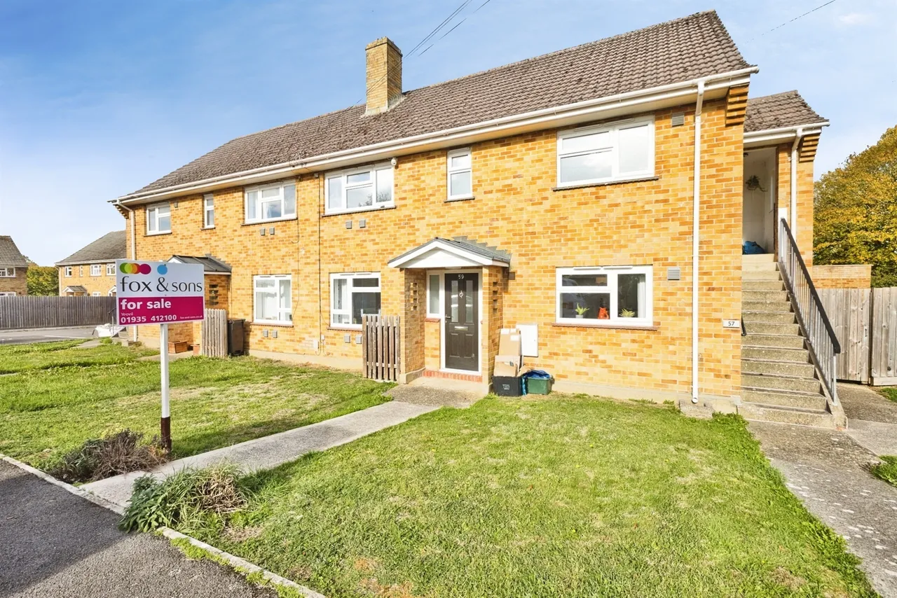 2 bed flat for sale, Taranto Hill, Ilchester, BA22