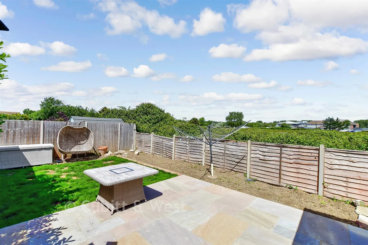 Horsefield Road, Selsey, PO20, photo 15