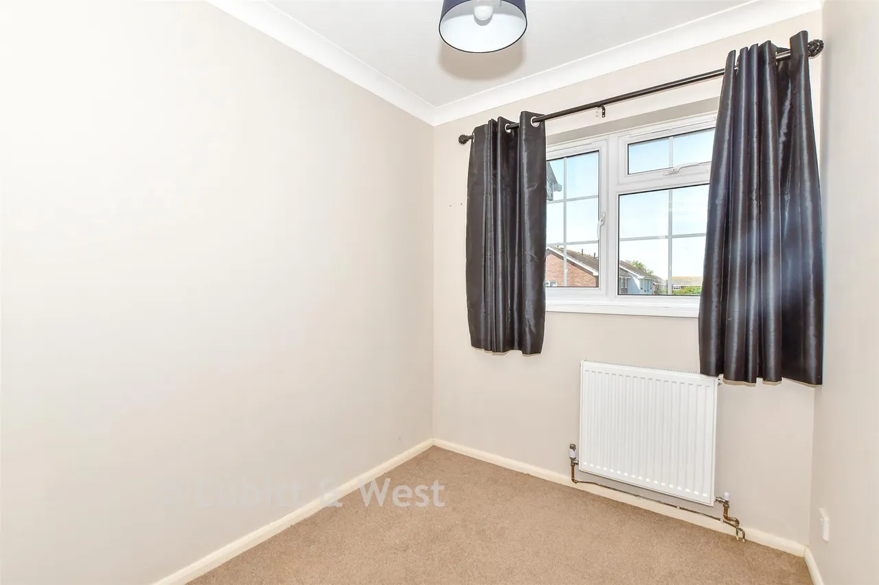 Horsefield Road, Selsey, PO20, photo 13