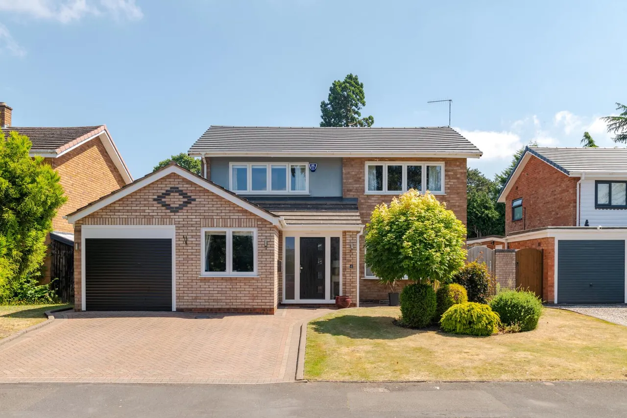 4 bed house for sale — Ferndale Park, Stourbridge