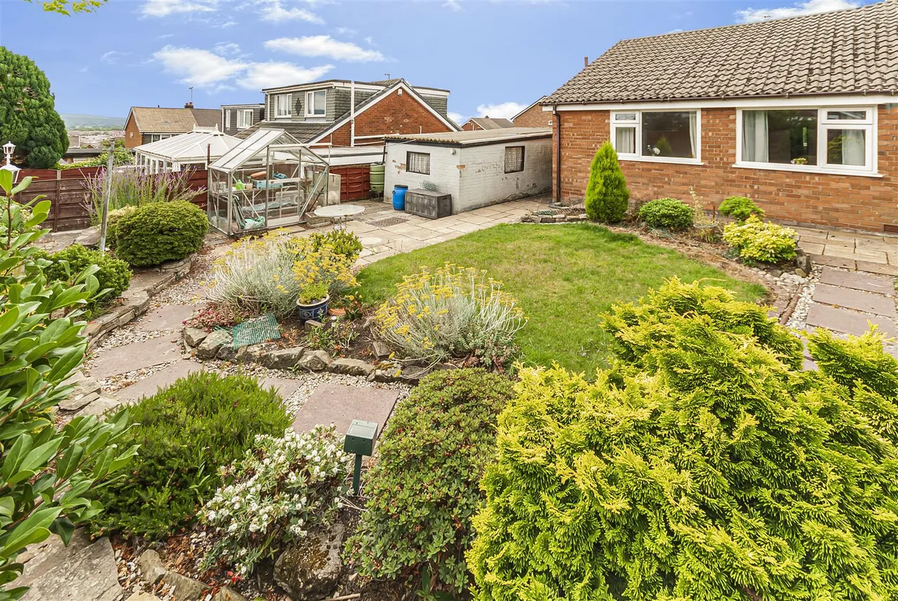 Croft Drive, Tottington, Bury, BL8 3HT, photo 5