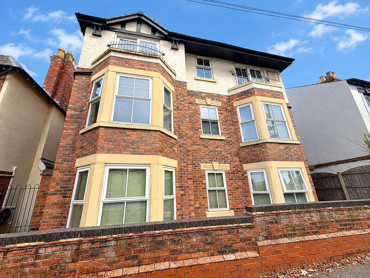 2 bed flat to rent, Albert Road, B79