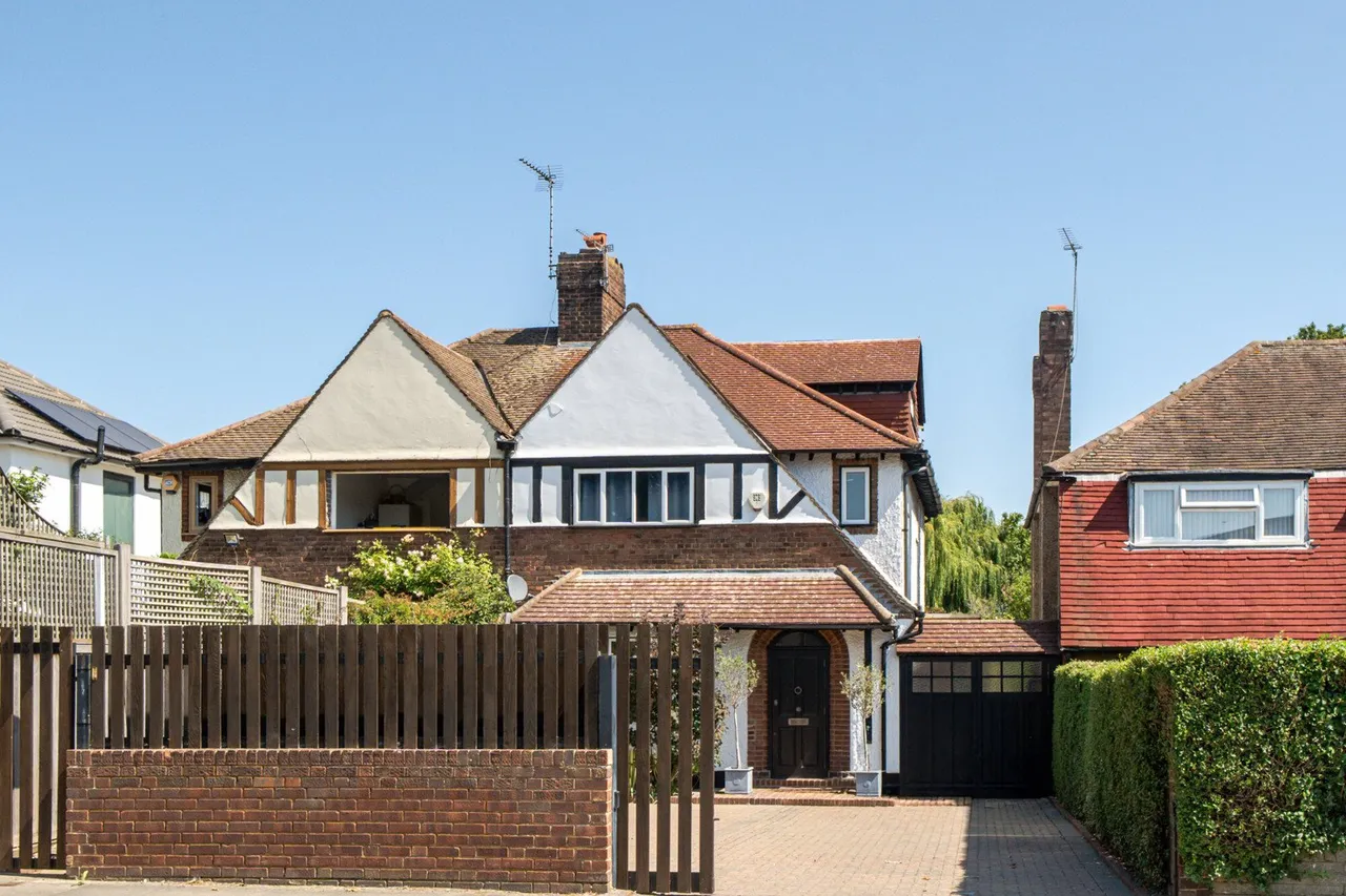 Kidbrooke Park Road, SE3, photo 11