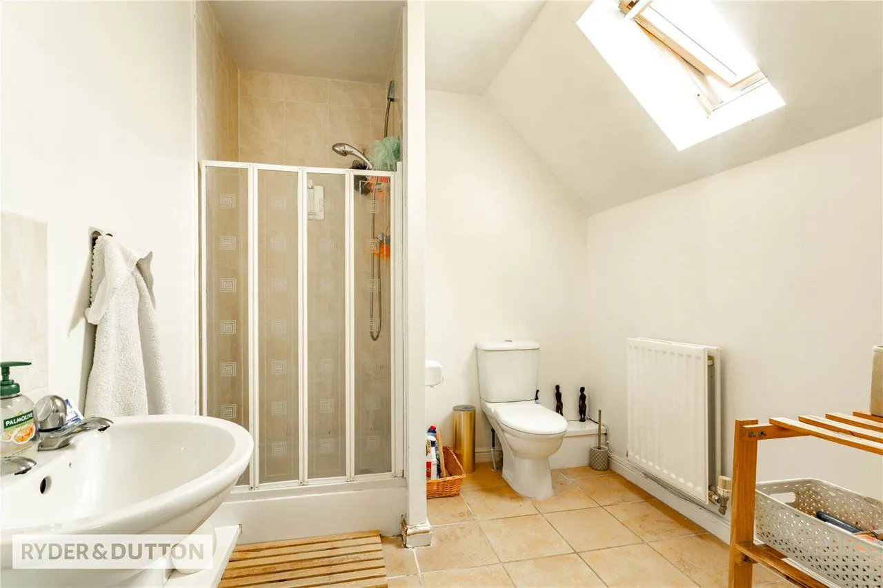 Saddlecote Close, Crumpsall, M8, photo 12