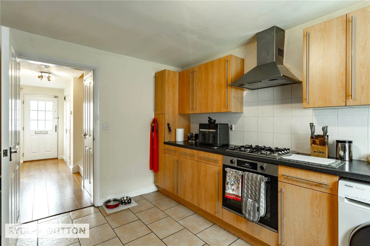Saddlecote Close, Crumpsall, M8, photo 8