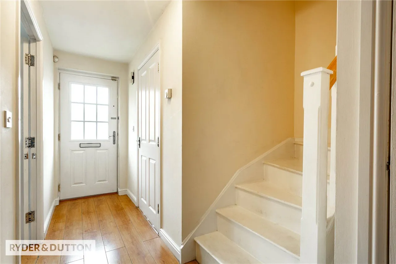 Saddlecote Close, Crumpsall, M8, photo 2