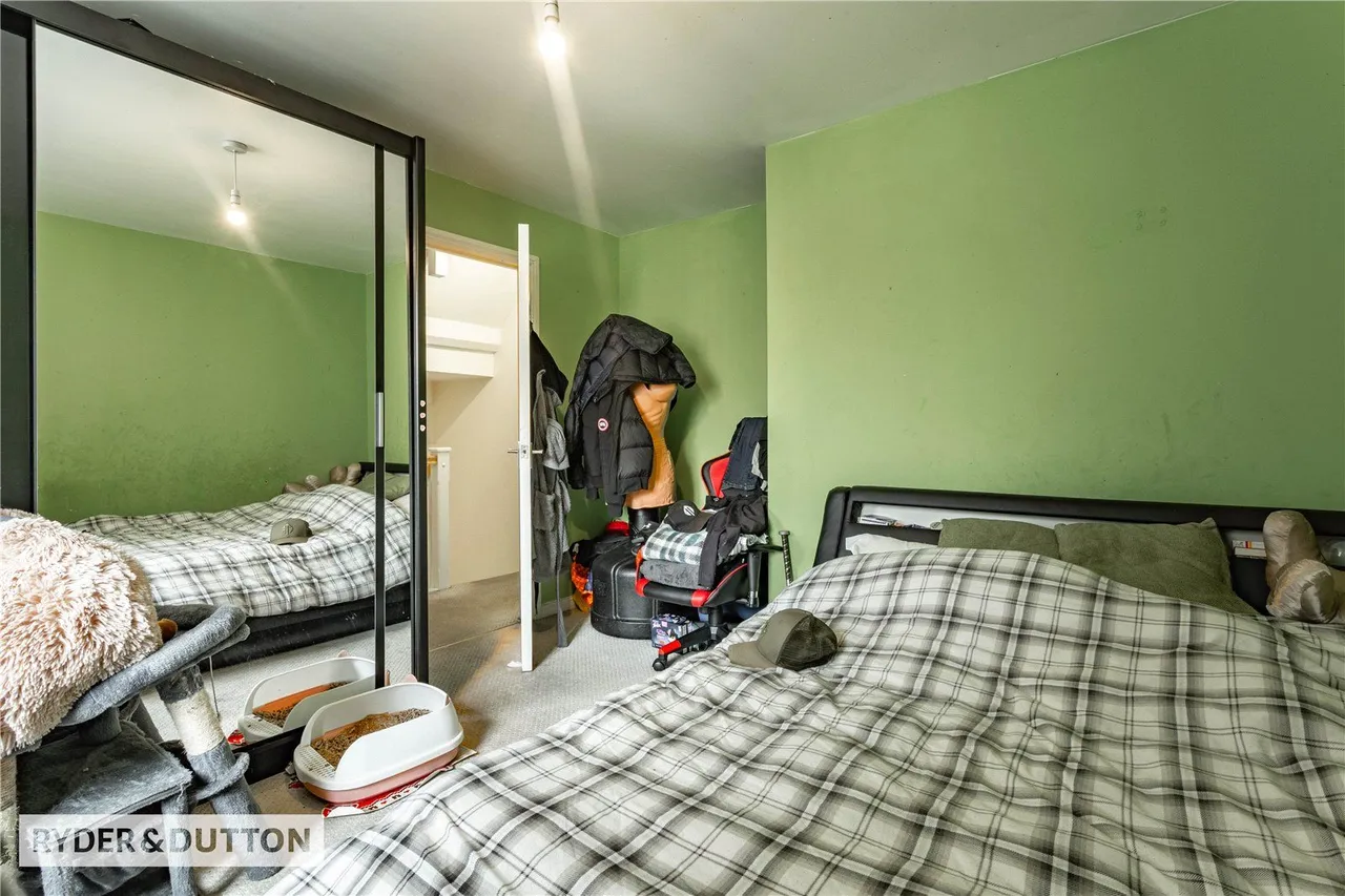 Saddlecote Close, Crumpsall, M8, photo 17