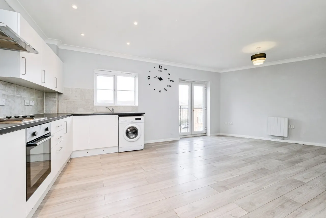 Ulverston, Purfleet-on-Thames, Essex, RM19, photo 4