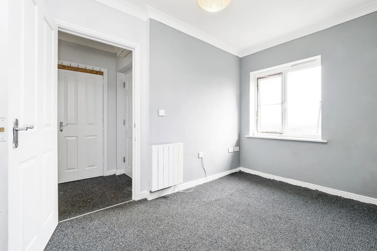 Ulverston, Purfleet-on-Thames, Essex, RM19, photo 13
