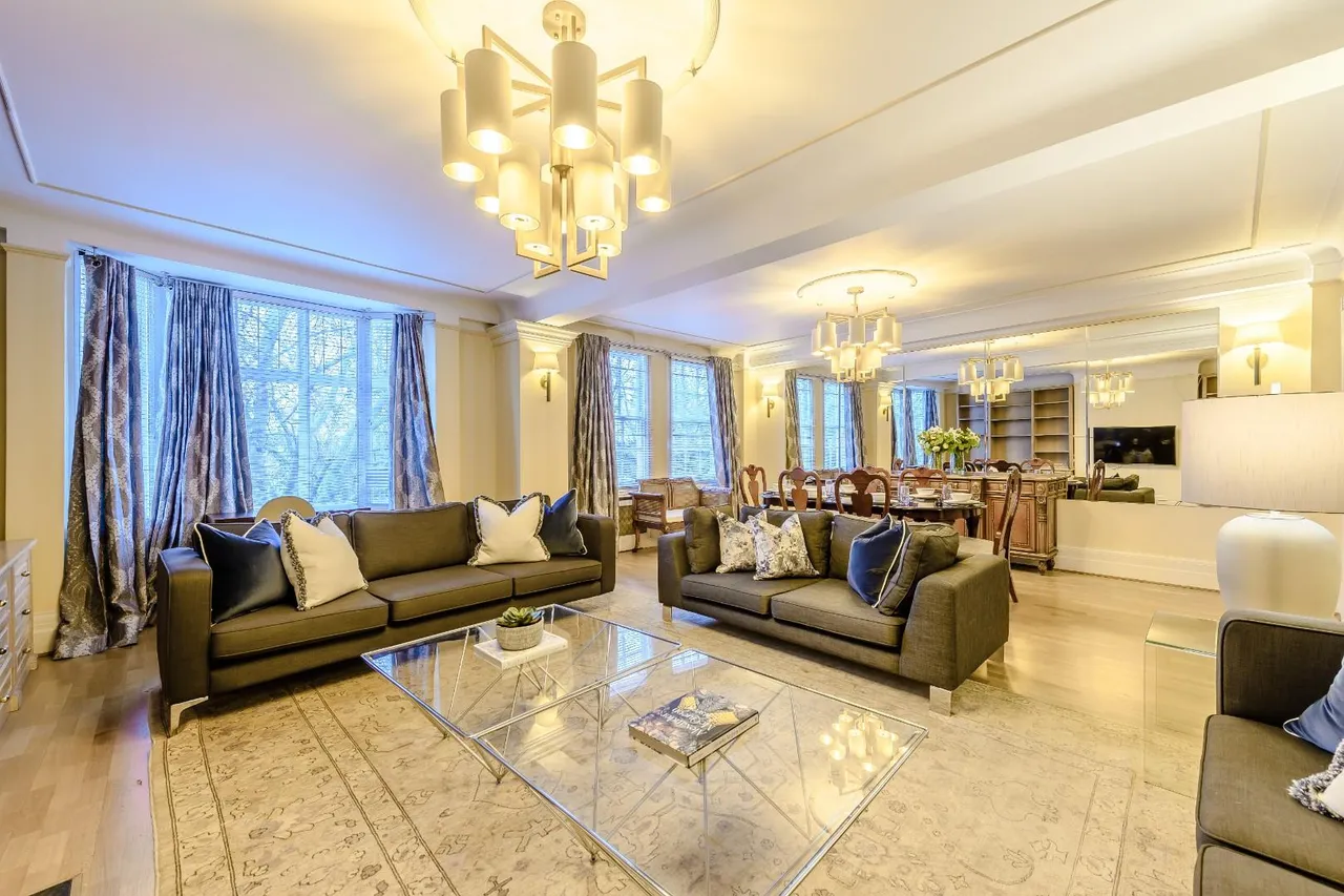 4 bed property to rent, Park Road, London, NW8