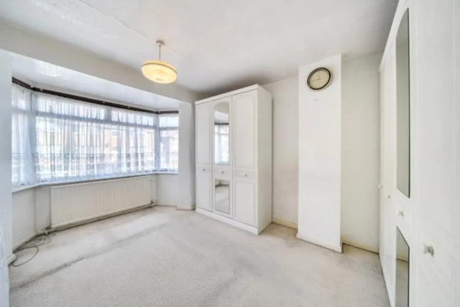 Chairborough Road, High Wycombe, HP12, photo 6