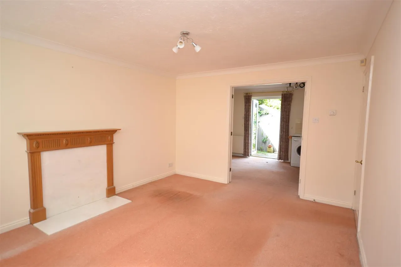 Dunleys Hill, Odiham, photo 3