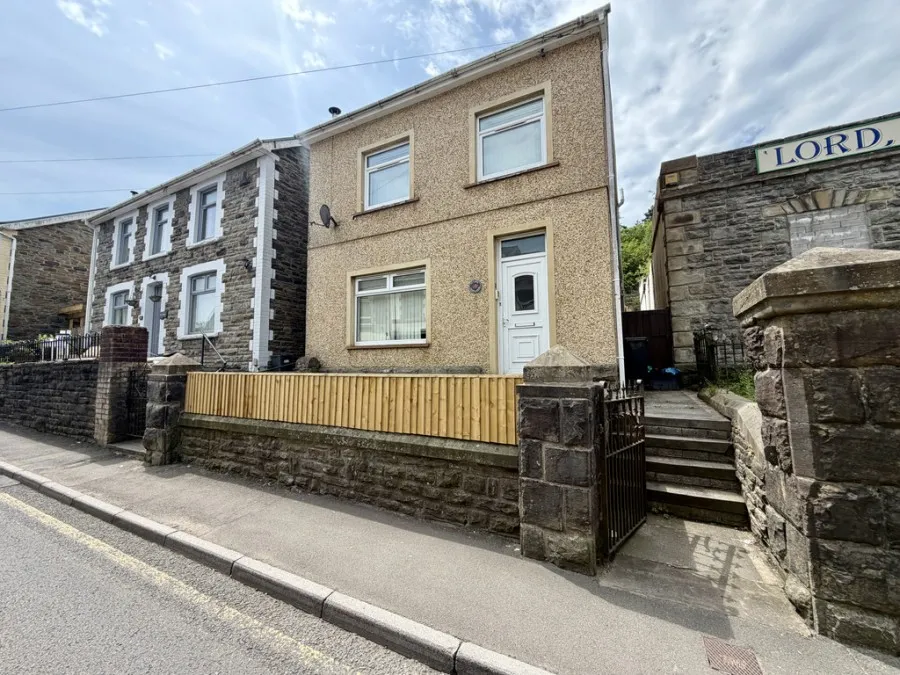 Aberfan Road, Aberfan, CF48, photo 19