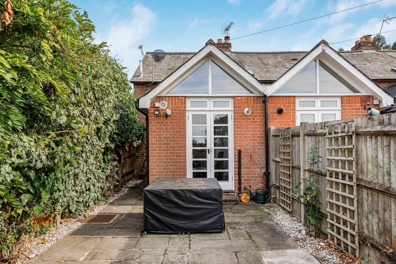 The Street, Wrecclesham, GU10, photo 9