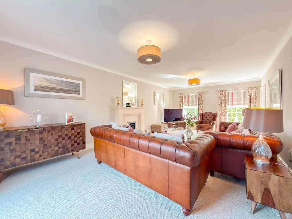 Brantingham Drive, Ingleby Barwick, photo 8
