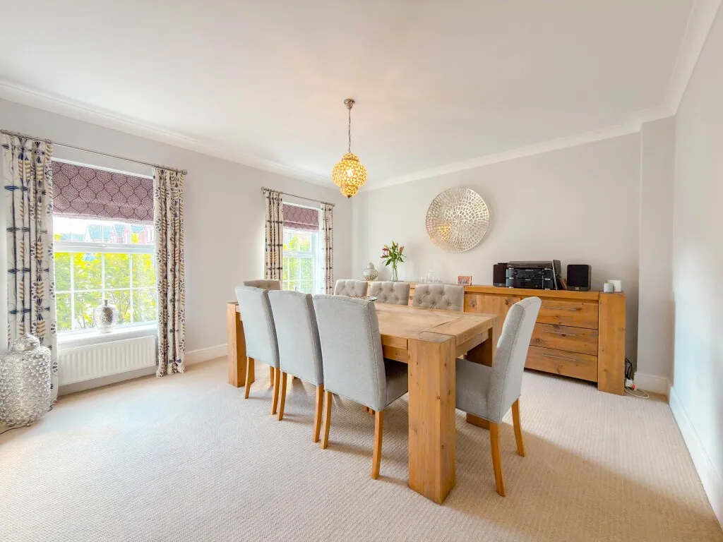 Brantingham Drive, Ingleby Barwick, photo 9