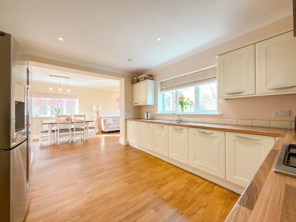Brantingham Drive, Ingleby Barwick, photo 10