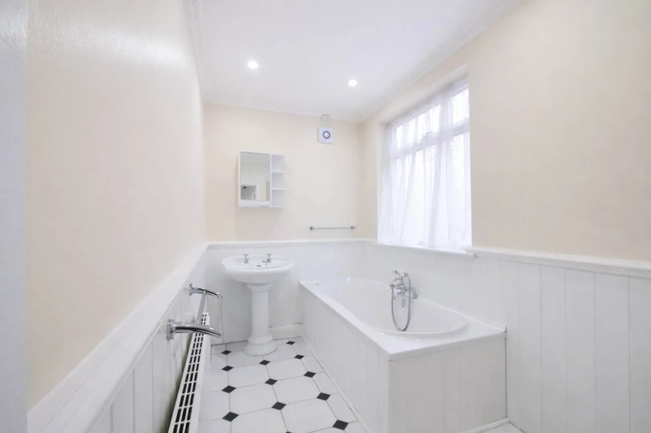 Avondale Road, Ipswich, IP3 9LA, photo 6