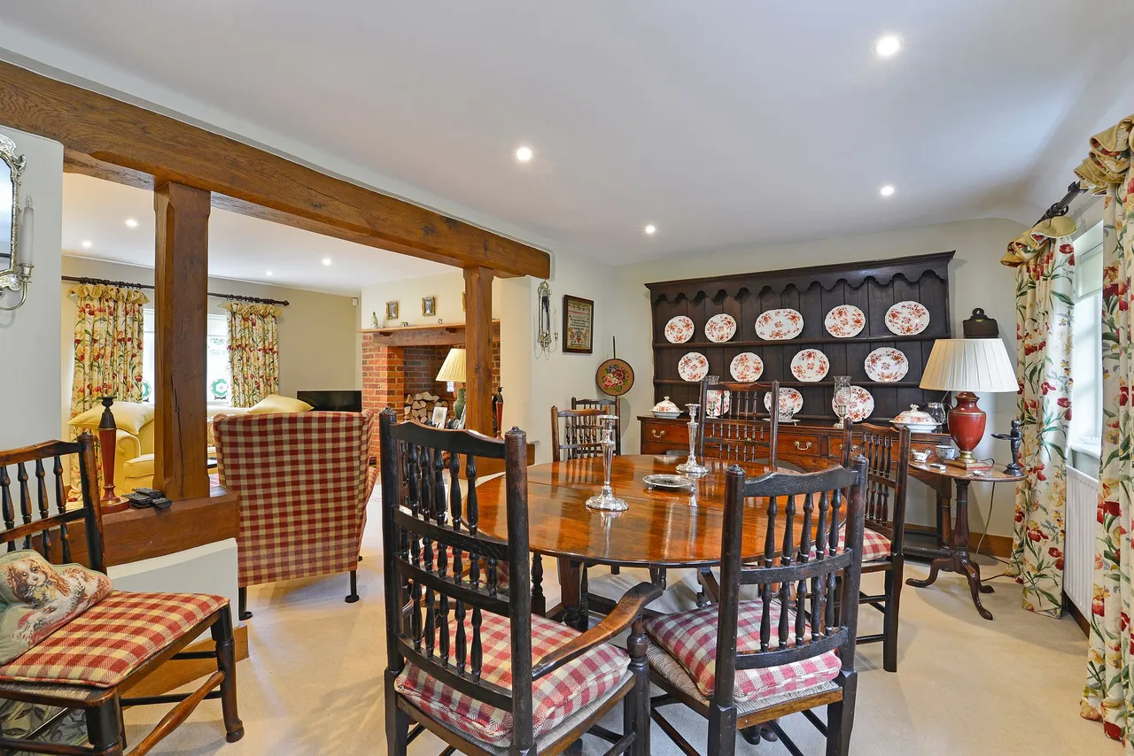 Furzen Lane, Rudgwick, RH12, photo 7