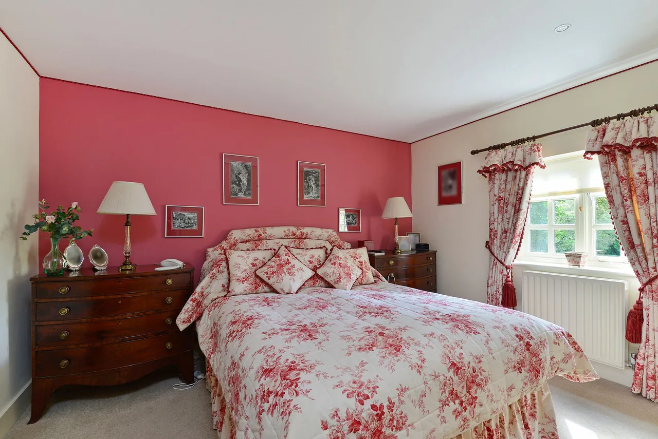Furzen Lane, Rudgwick, RH12, photo 9