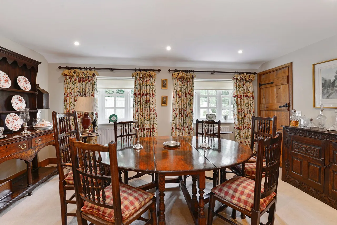 Furzen Lane, Rudgwick, RH12, photo 6