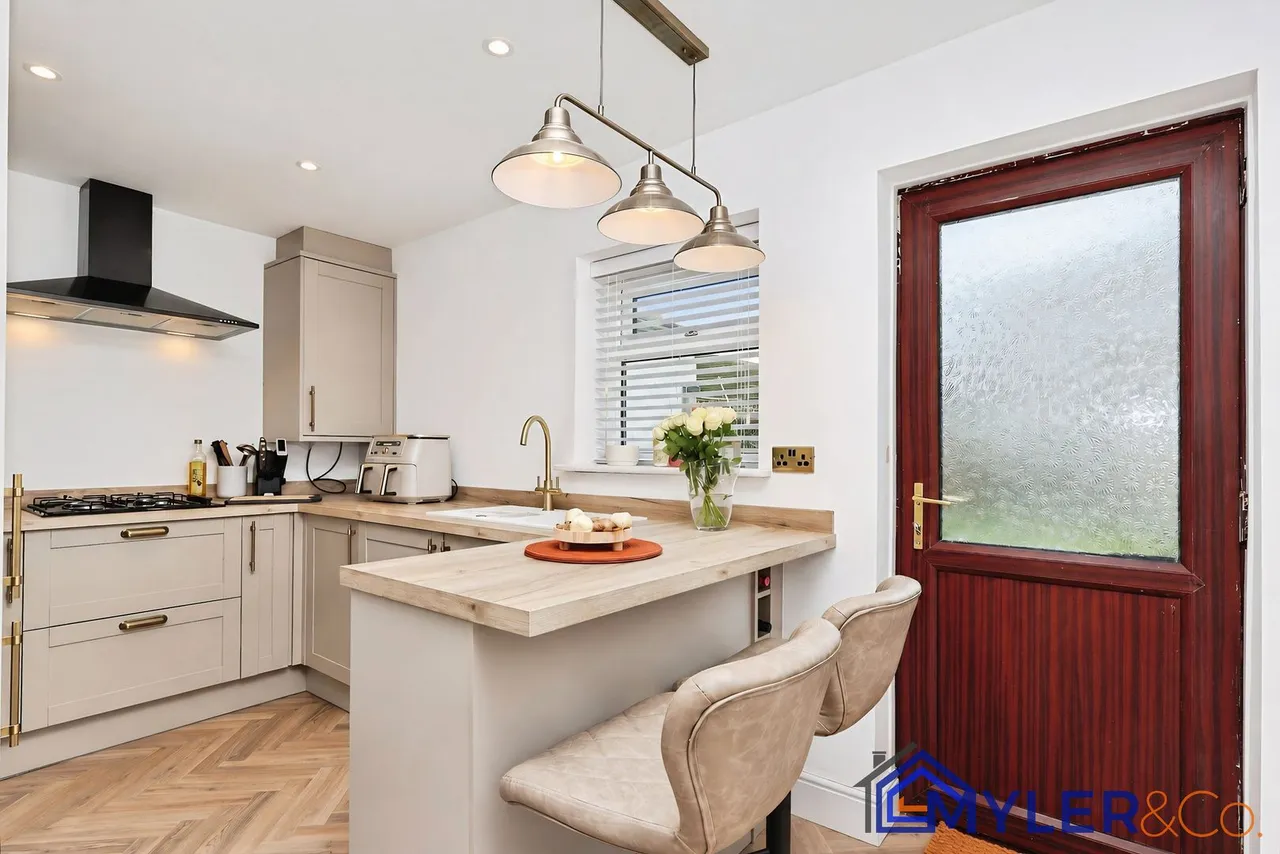 Lewis Grove, Widnes, photo 7